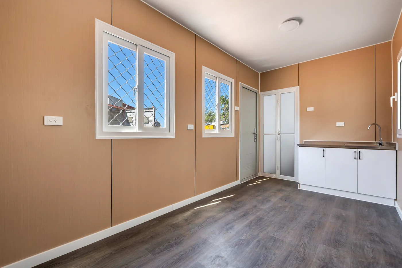 Deluxe 40ft Home, photo 1