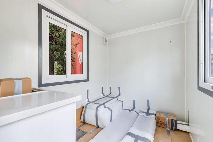 Two Bedroom 20ft Building, photo 7