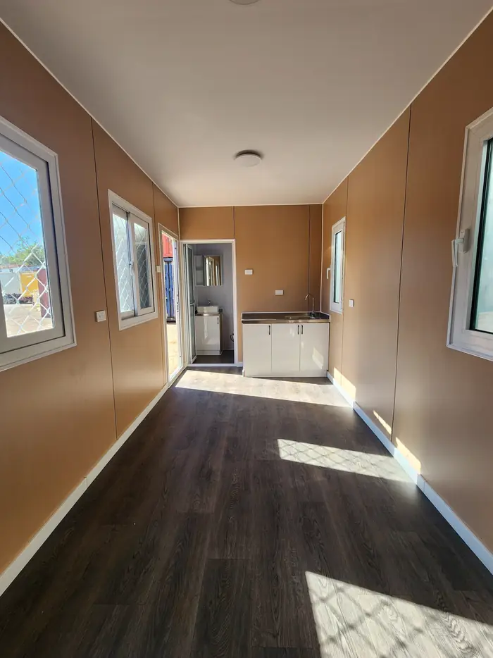 40ft Containerised Building, Open Plan, photo 4