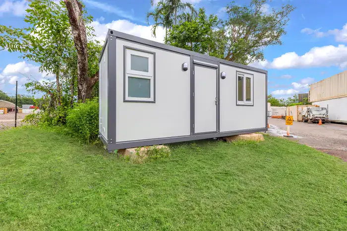 One Bedroom 20ft Building, photo 2